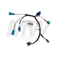 Faisceau de câblage de volant MuenchnerWerke MW compatible avec les BMW M5 F10 et M6 F06, F12 et F13 équipées d’un volant M Performance en Alcantara et d’un écran Race. Faisceau de câblage de mise à niveau Plug-and-Play pour une intégration proche de l’origine. Référence de pièce BMW 32302344136.
