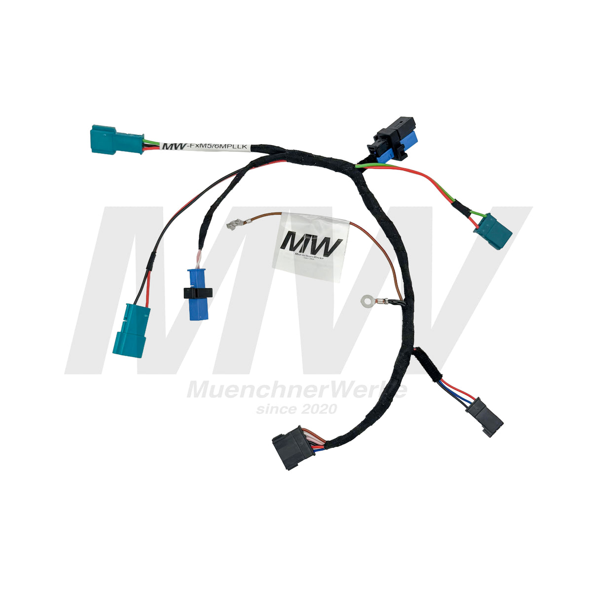 MuenchnerWerke steering wheel wiring harness for BMW M5 F10 and M6 F06, F12 and F13, compatible with the M Performance Alcantara steering wheel with Race Display, reference 32302344136.